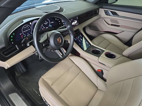 Certified 2025 Porsche Taycan RWD image 4
