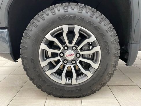Certified 2021 GMC Sierra 1500 AT4 AWD/4WD image 7