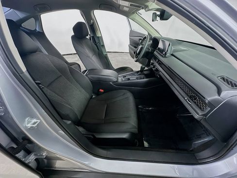 Used 2025 Honda Accord LX image 12