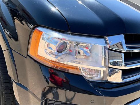 Used 2017 Ford Expedition EL Limited w/ Equipment Group 301A AWD/4WD image 27