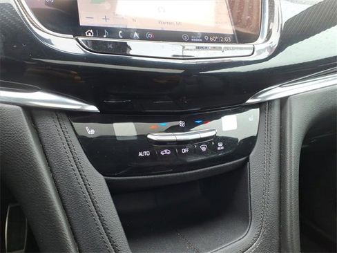 Used 2020 Cadillac XT6 Sport image 19
