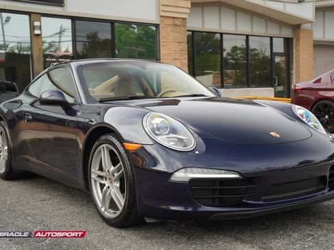 Used 2013 Porsche 911 Carrera RWD image 9