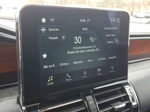 Used 2019 Lincoln Navigator L Select image 20