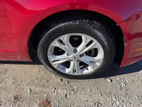 Used 2012 Ford Fusion SE image 12