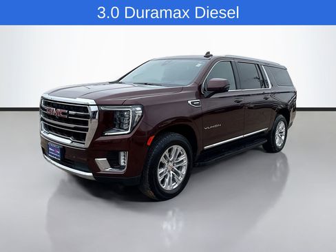Used 2022 GMC Yukon XL SLT w/ SLT Premium Package image 1