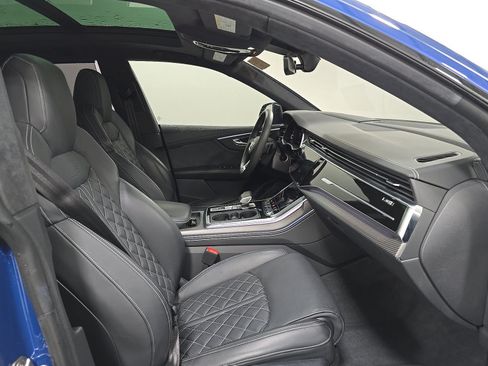 Used 2024 Audi SQ8 Prestige w/ Prestige Package AWD/4WD image 9