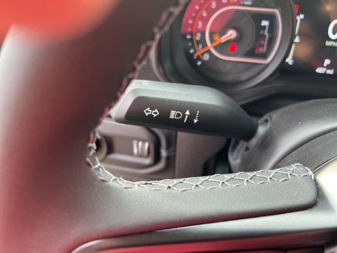 New 2025 Jeep Gladiator Sport image 31