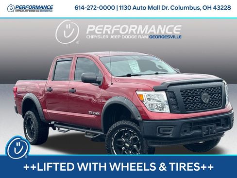 Used 2017 Nissan Titan S image 1