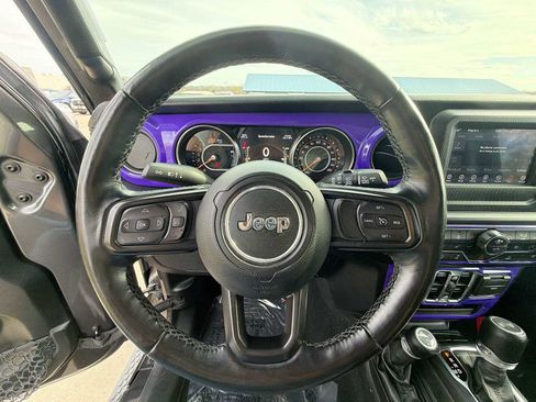 Used 2021 Jeep Wrangler Unlimited Sport image 19