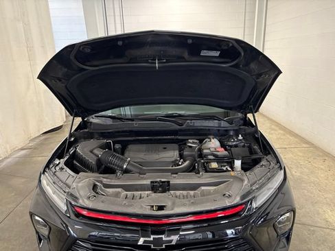 Used 2023 Chevrolet Blazer LT w/ Sound & Technology Package AWD/4WD image 8