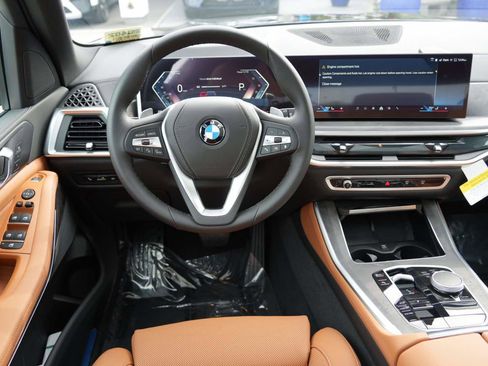 Used 2026 BMW X5 sDrive40i w/ Parking Assistance Package image 15