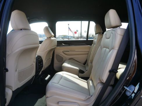 Used 2023 Jeep Grand Cherokee L Limited w/ MOPAR Finishing Package image 16