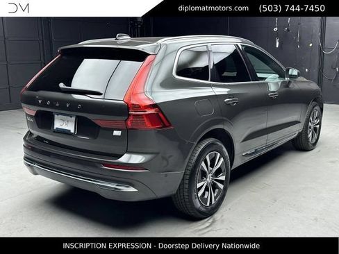 Used 2022 Volvo XC60 T8 Inscription Expression AWD/4WD image 6