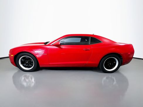 Used 2013 Chevrolet Camaro LS RWD image 9