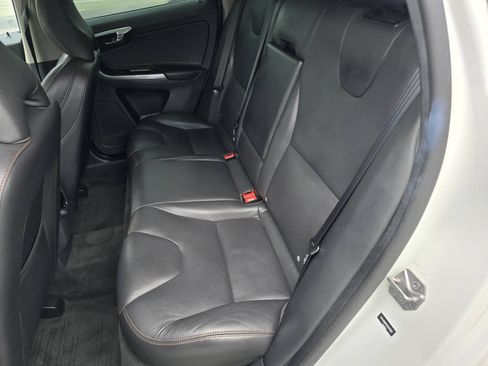 Used 2017 Volvo XC60 T6 Dynamic w/ Climate Package AWD/4WD image 22