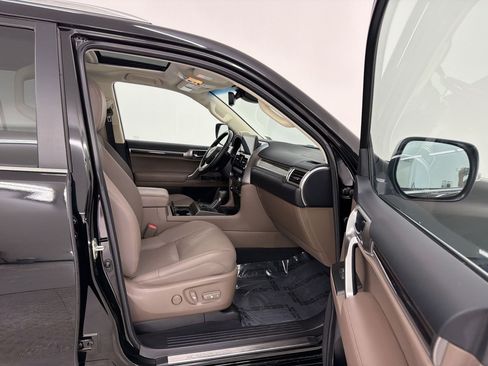 Certified 2023 Lexus GX 460 Premium w/ Accessory Package AWD/4WD image 33