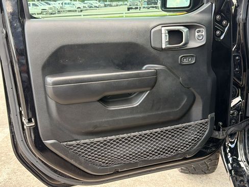 Used 2021 Jeep Wrangler Unlimited Sport AWD/4WD image 21