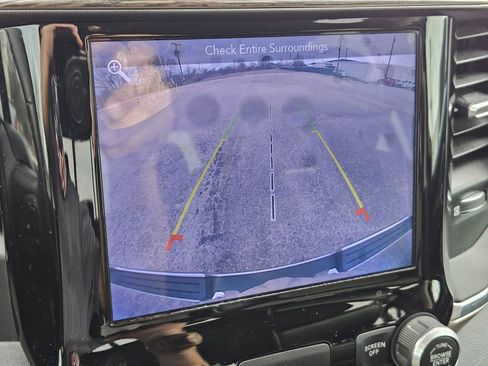 Used 2019 RAM 1500 Laramie image 22