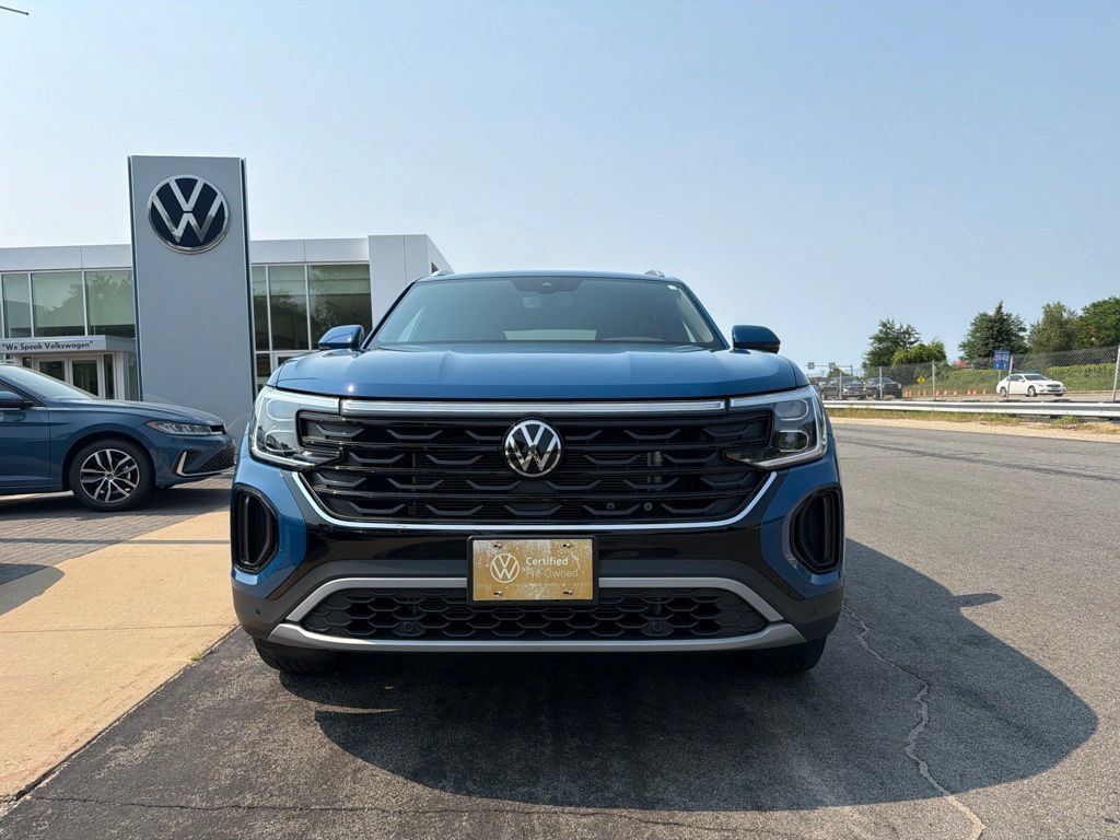 Certified 2026 Volkswagen Atlas Cross Sport SE AWD/4WD image 3