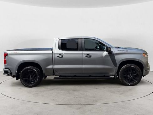 Used 2023 Chevrolet Silverado 1500 RST AWD/4WD image 6