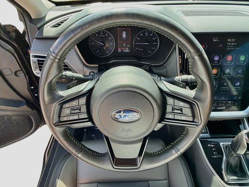 Used 2024 Subaru Outback Onyx Edition AWD/4WD image 38