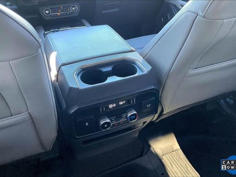 Used 2020 Ford Expedition Limited w/ Equipment Group 301A image 11