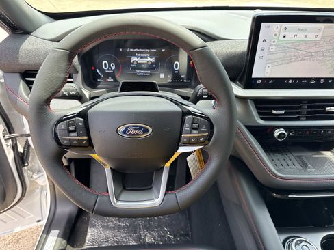 New 2025 Ford Explorer ST-Line w/ Premium Package image 10