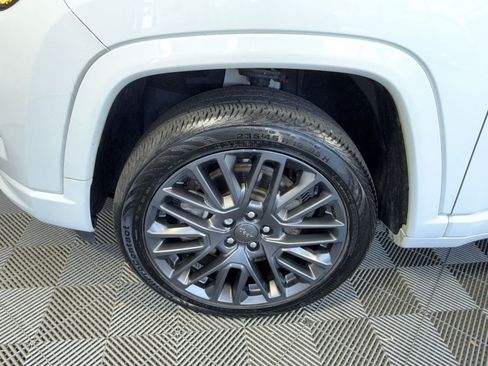 Used 2023 Jeep Compass High Altitude w/ Driver Assist Group I AWD/4WD image 12