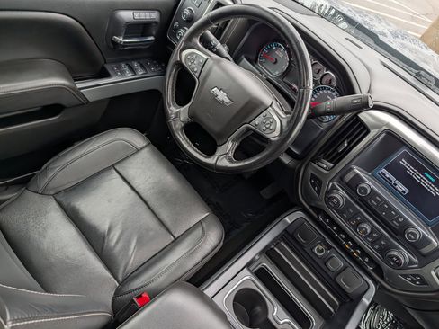 Used 2018 Chevrolet Silverado 1500 LTZ Z71 w/ Centennial Edition image 9