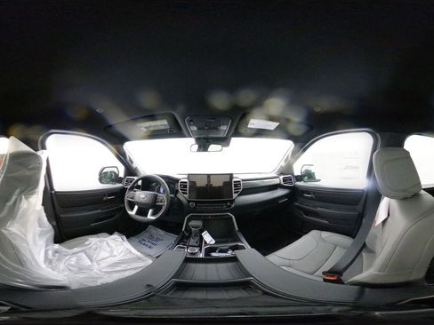 New 2026 Toyota Tundra SR5 AWD/4WD image 33
