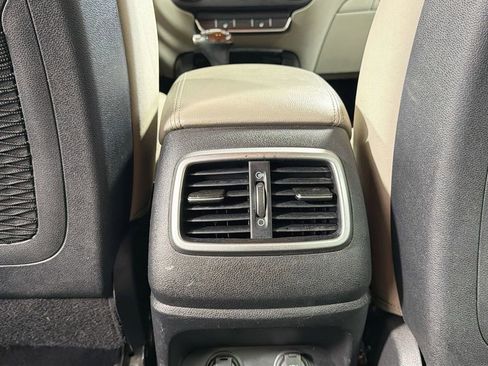 Used 2017 Kia Sorento FWD w/ LX Convenience Package image 26