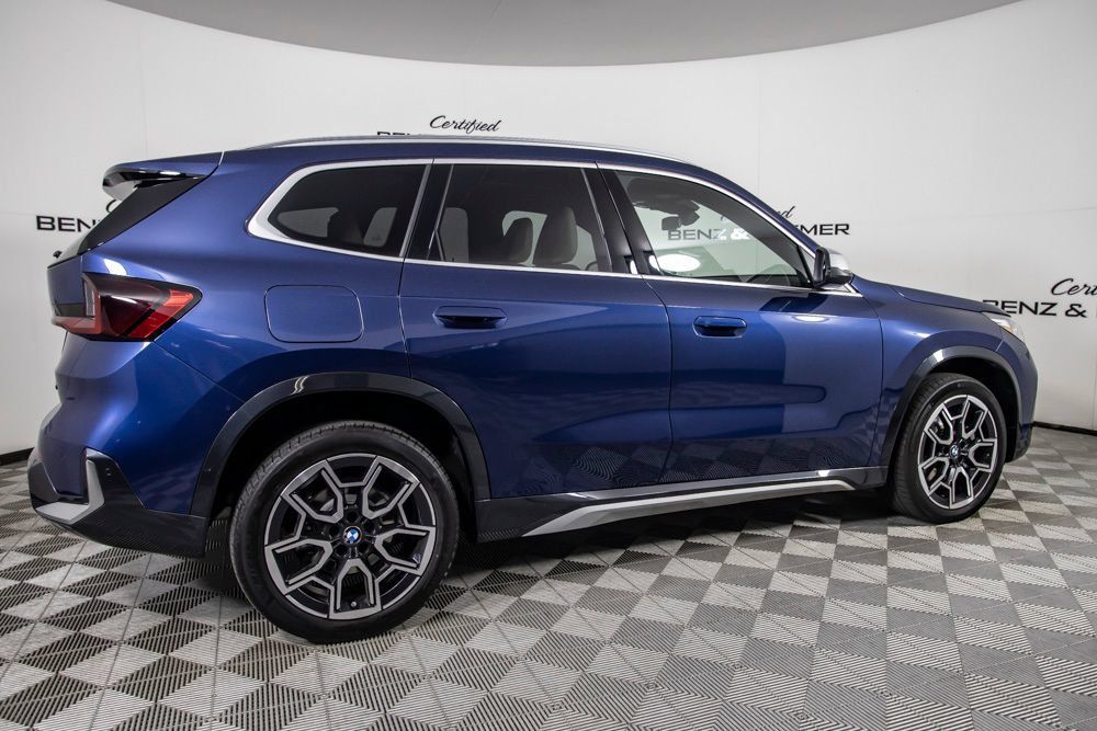 Used 2023 BMW X1 xDrive28i w/ Convenience Package AWD/4WD image 4
