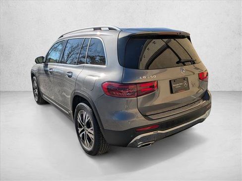 New 2026 Mercedes-Benz GLB 250 image 8