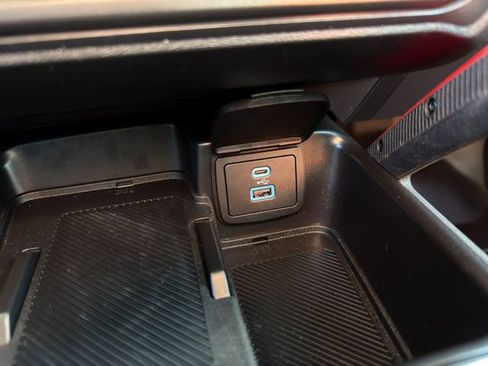 Used 2025 Ford Bronco Big Bend w/ Black Diamond Package image 34