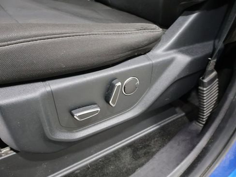Used 2018 Ford F150 XLT w/ Equipment Group 302A Luxury AWD/4WD image 12