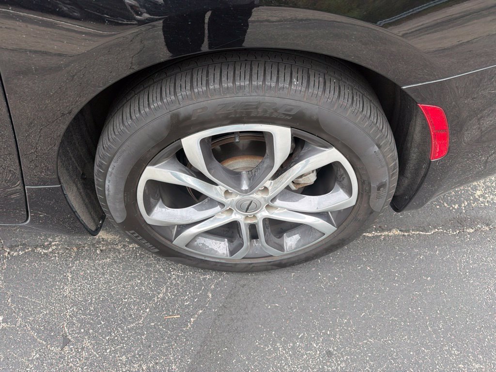 Used 2025 Chrysler Pacifica Pinnacle FWD image 4