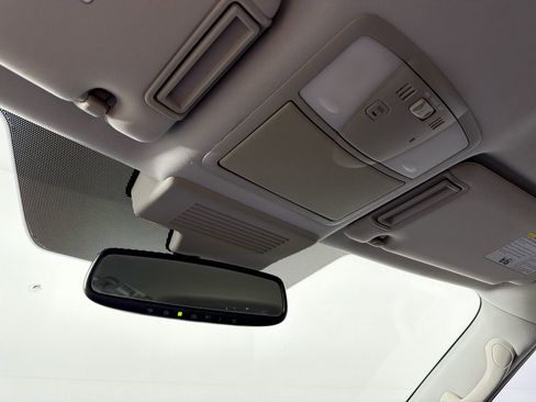 Used 2018 Nissan Armada SL image 20