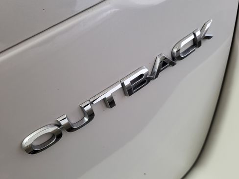 Used 2024 Subaru Outback Limited image 11