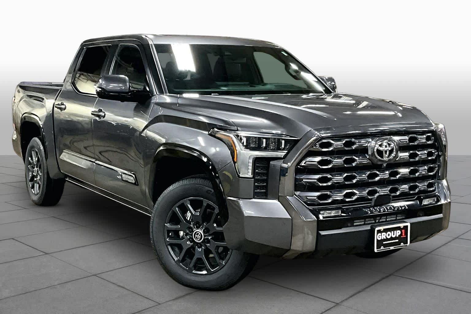 Used 2024 Toyota Tundra Platinum AWD/4WD image 3