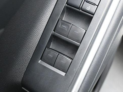 Certified 2021 Toyota Highlander XLE image 14