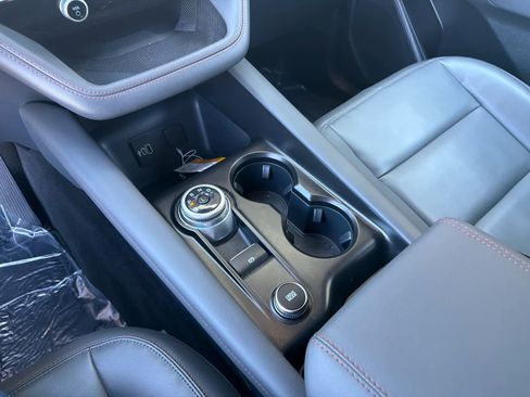 New 2026 Ford Explorer Active w/ Active Comfort Package image 16