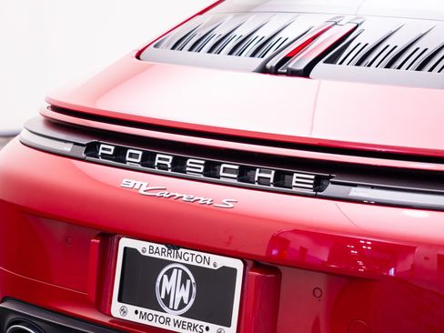 Certified 2025 Porsche 911 Carrera S RWD image 29