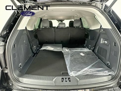 New 2026 Ford Explorer Active w/ Active Comfort Package AWD/4WD image 10