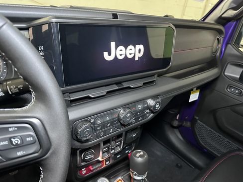 New 2026 Jeep Wrangler Unlimited Rubicon image 29