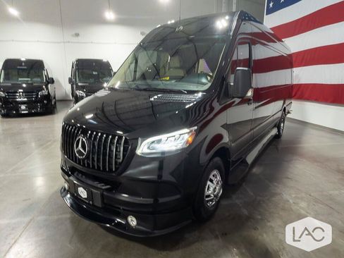 Used 2019 Mercedes-Benz Sprinter 170 Cargo image 33