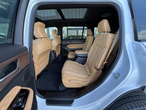 Used 2023 Jeep Grand Cherokee L Summit w/ Advanced Protech Group IV image 54