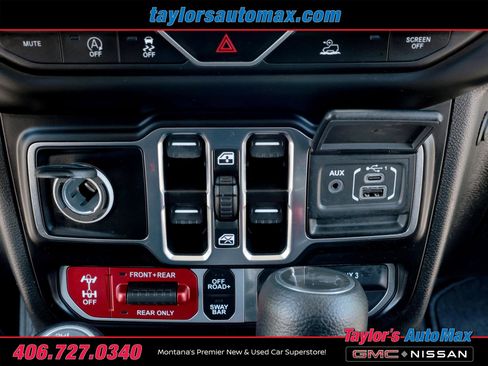 Used 2023 Jeep Wrangler Unlimited Rubicon AWD/4WD image 23