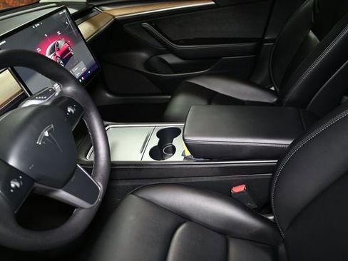 Used 2023 Tesla Model 3 Standard Range RWD image 23