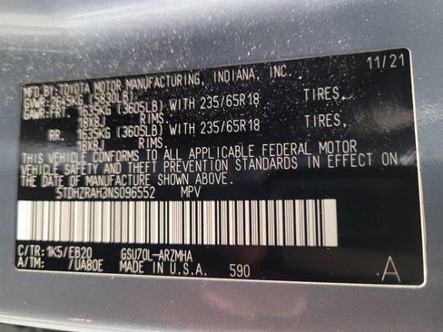 Used 2022 Toyota Highlander XLE FWD image 33