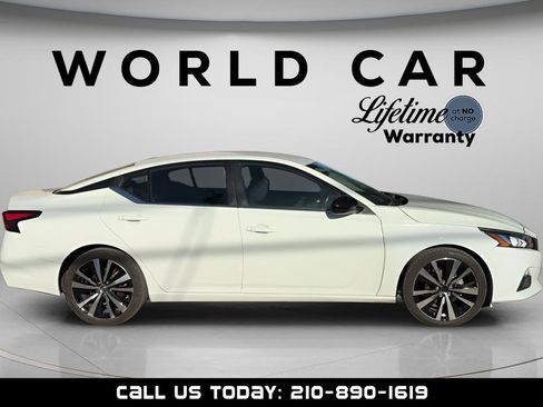 Used 2022 Nissan Altima 2.5 SR image 5